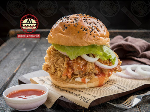 准备好了！入局国潮汉堡店，开始“暴富性挣钱”吧！